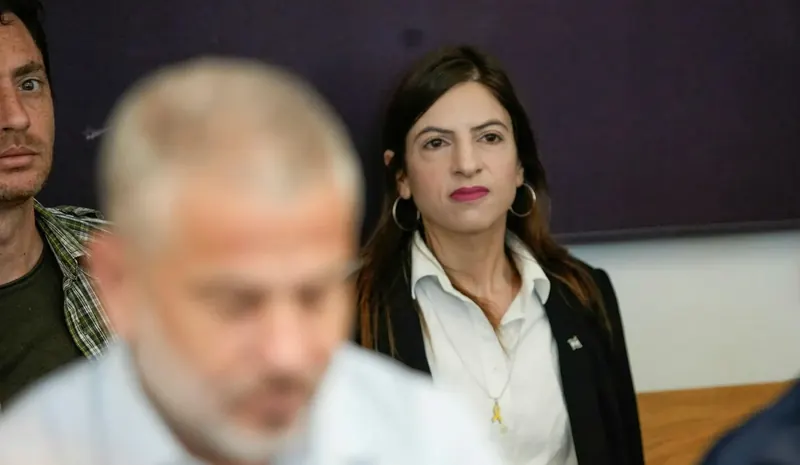 ביטול הצו שאסר על נאווה "לעקוב ולהתחקות" אחרי שרה נתניהו, 11.5.2025